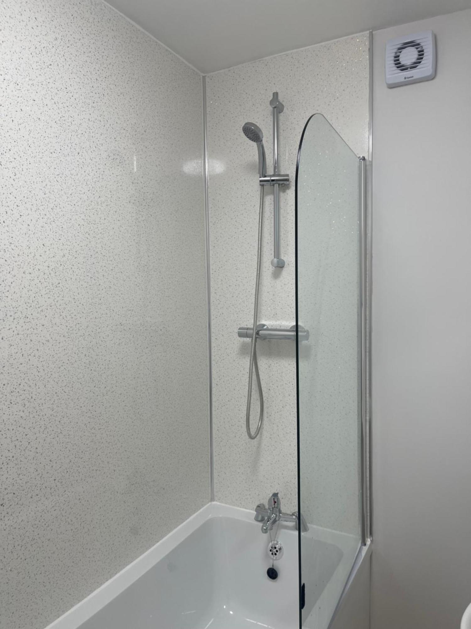 Private En-Suite Birmingham Buitenkant foto